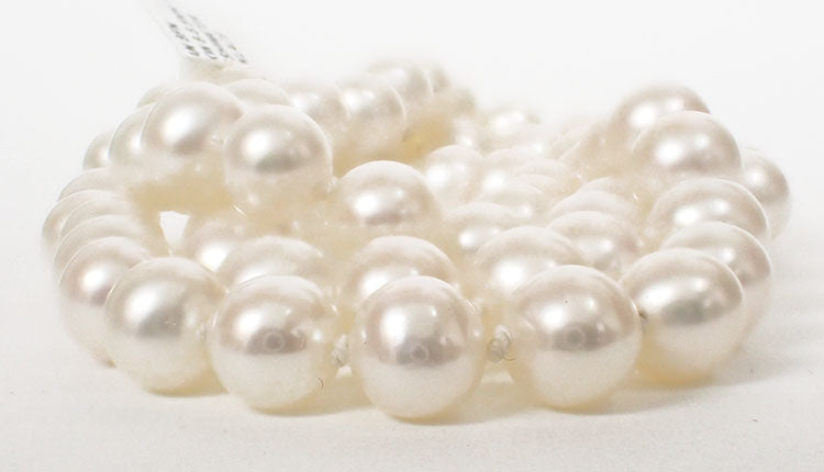 14 Karat White Pearl Necklace