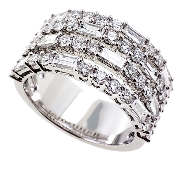 Diamond Fashion Rings - Women