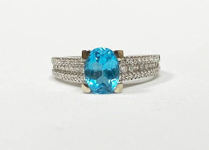 14 Karat White Blue Topaz Ring