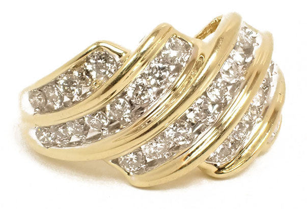 14 Karat Yellow Diamond Fashion Ring