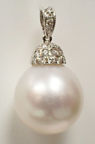 Pearl Pendant