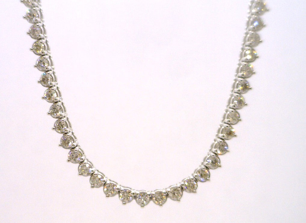 Tennis 14 Karat White Necklace