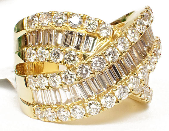 Diamond Fashion Rings - Women