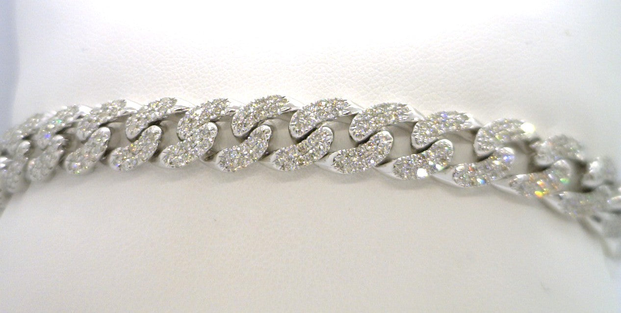 Link 14 Karat White Diamond Bracelet