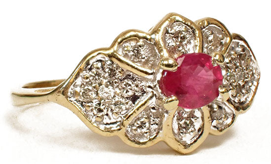 14 Karat Yellow Ruby Fashion Ring