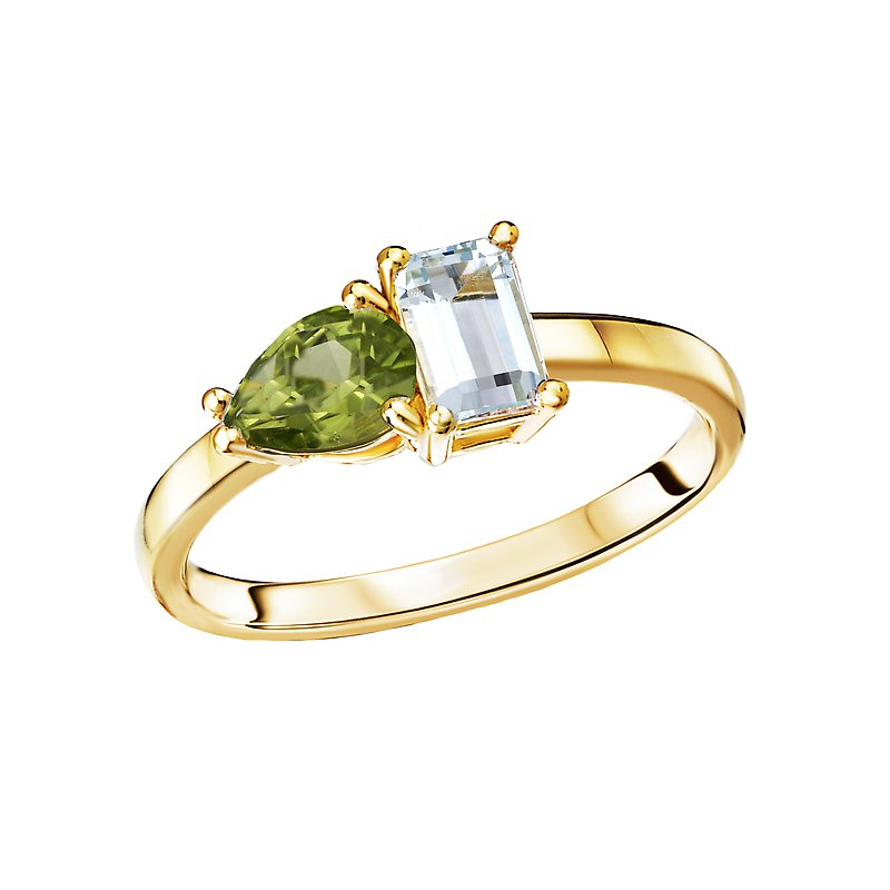 14 Karat Yellow Blue Topaz Ring